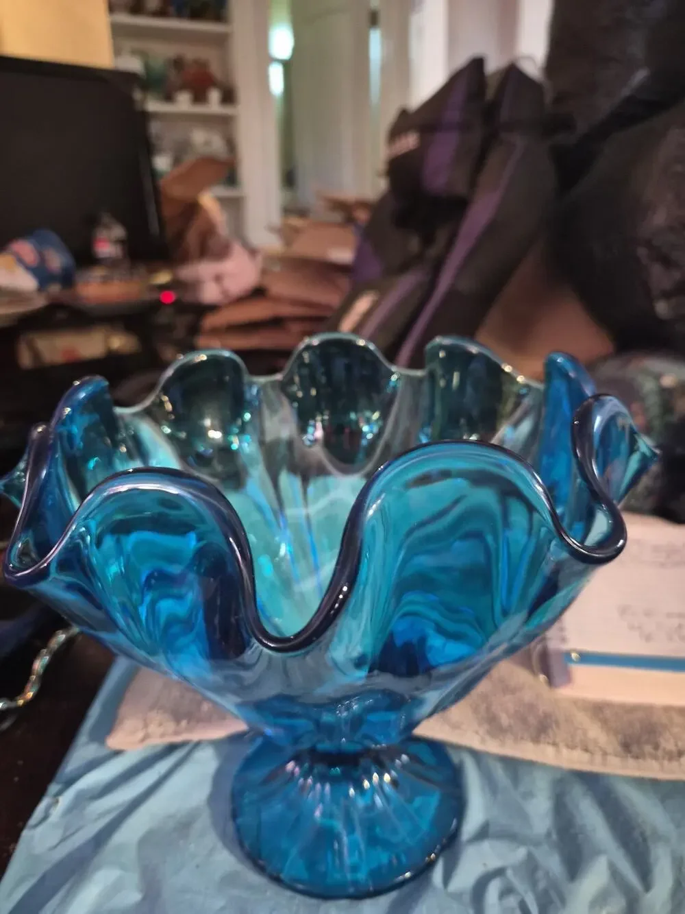 Vintage LE Smith Blueique Compote Dish With Ruffled Handkerchief Edge Has Small